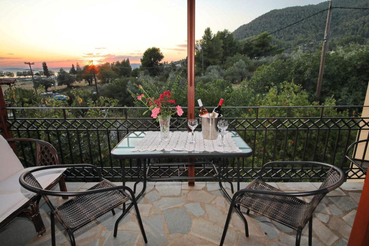 Koromilia Villa Нео Кліма Екстер'єр фото